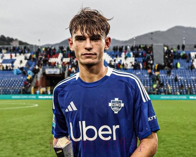 罗马诺:皇马将通知科莫和帕斯是否激活回购条款 罗马诺:皇马将通知科莫和帕斯是否激活回购条款